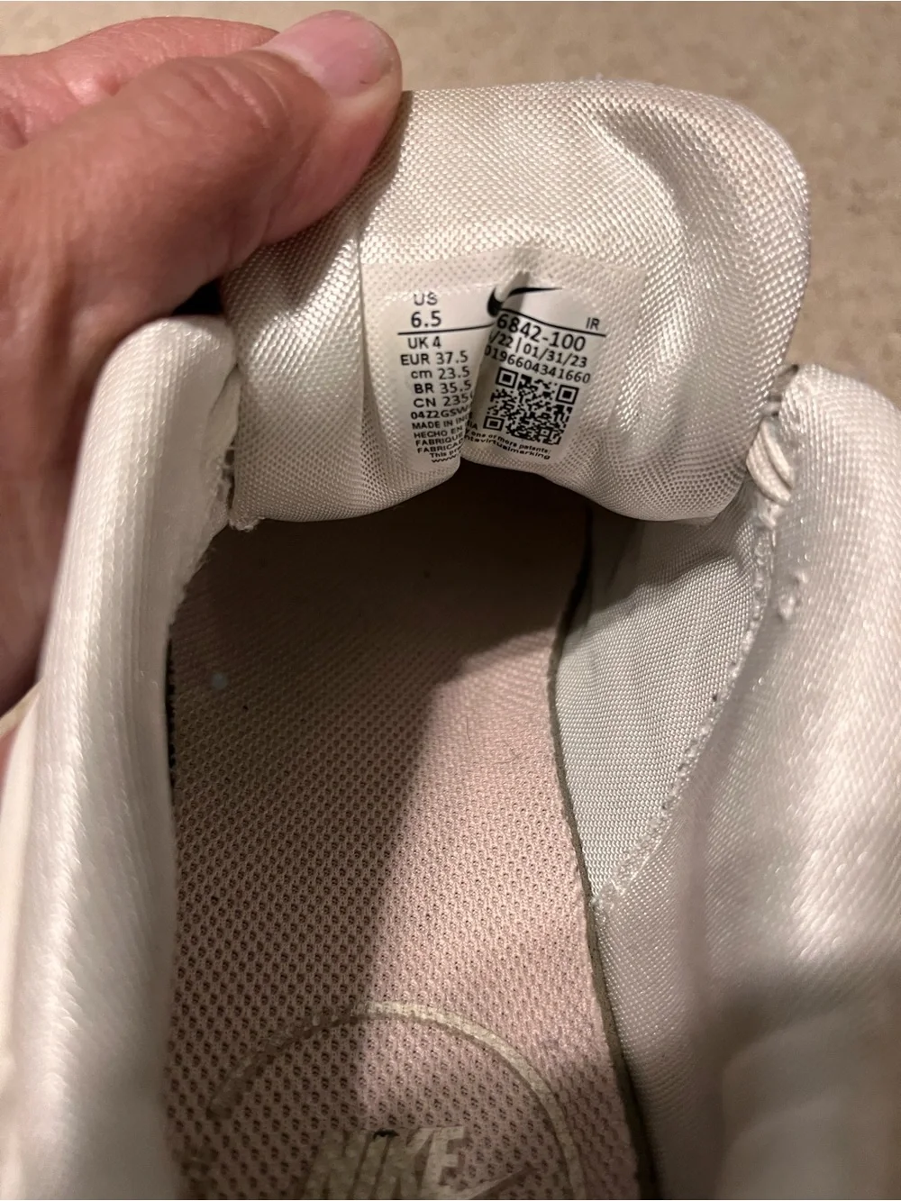 Nike Women’s Cream Athletic Sneakers with Dusty Pink Swoosh